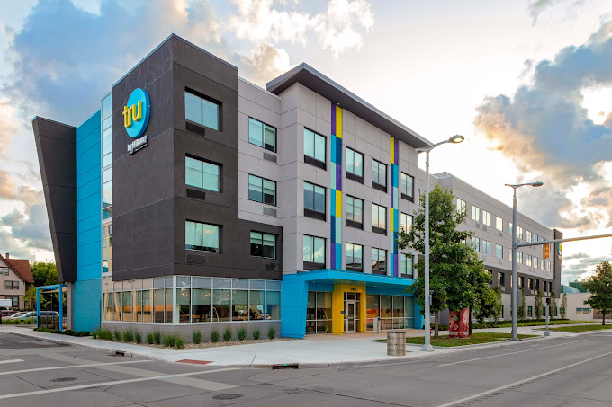 Tru by Hilton